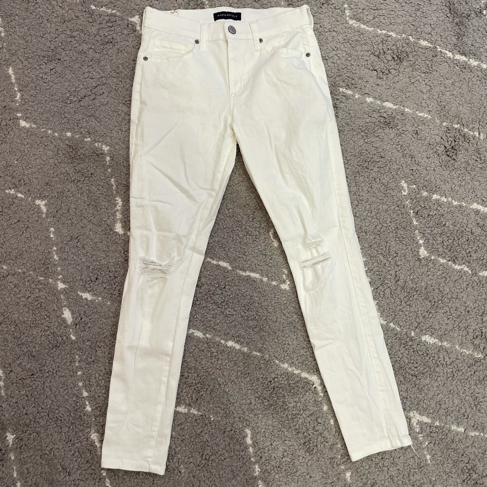 White Aeropostale jeans